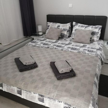 Appartement Gray Luxe à Belgrade Extérieur photo