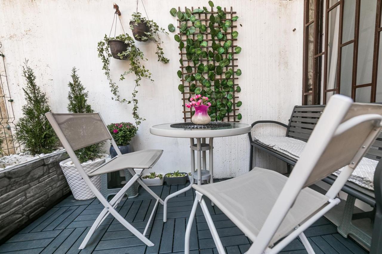 Appartement Gray Luxe à Belgrade Extérieur photo