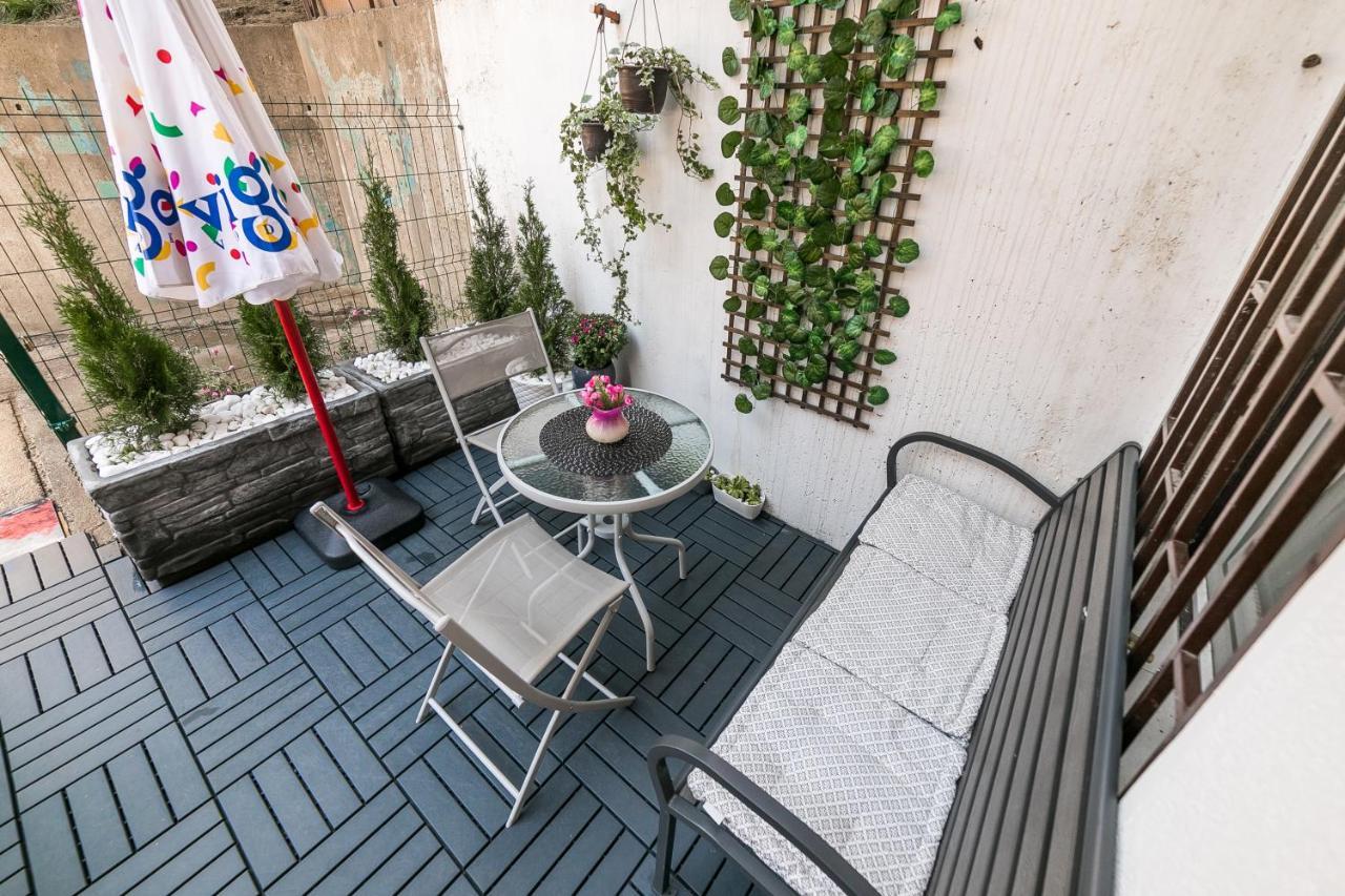 Appartement Gray Luxe à Belgrade Extérieur photo