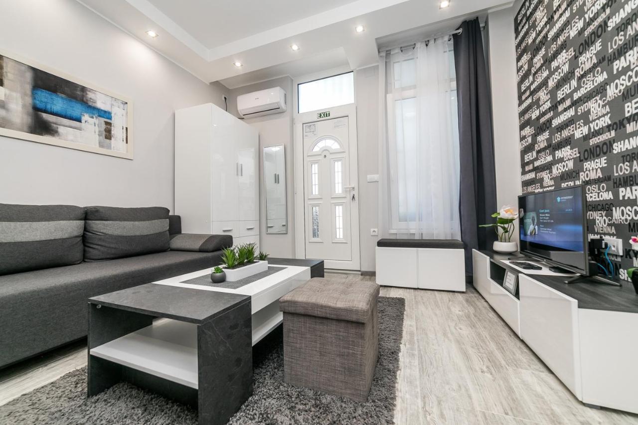 Appartement Gray Luxe à Belgrade Extérieur photo