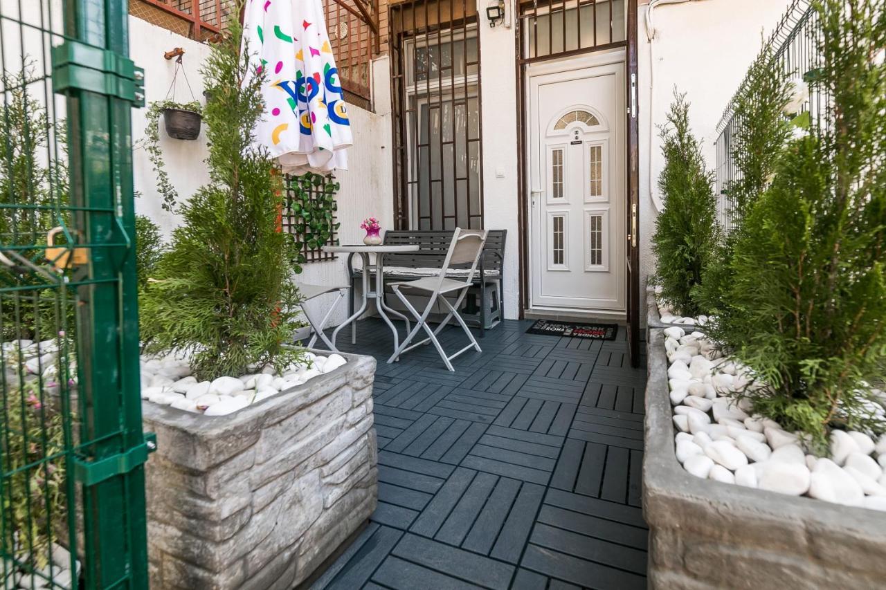 Appartement Gray Luxe à Belgrade Extérieur photo