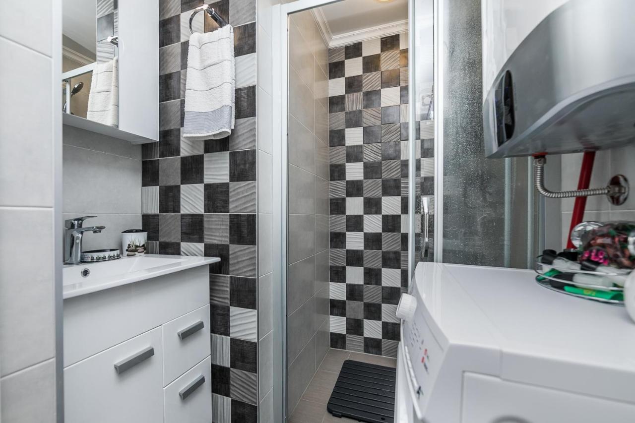 Appartement Gray Luxe à Belgrade Extérieur photo