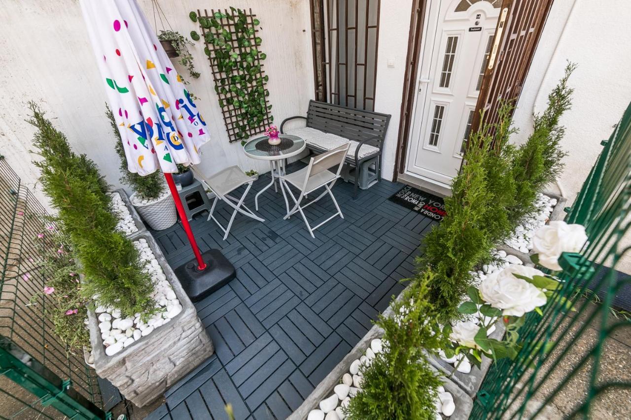 Appartement Gray Luxe à Belgrade Extérieur photo